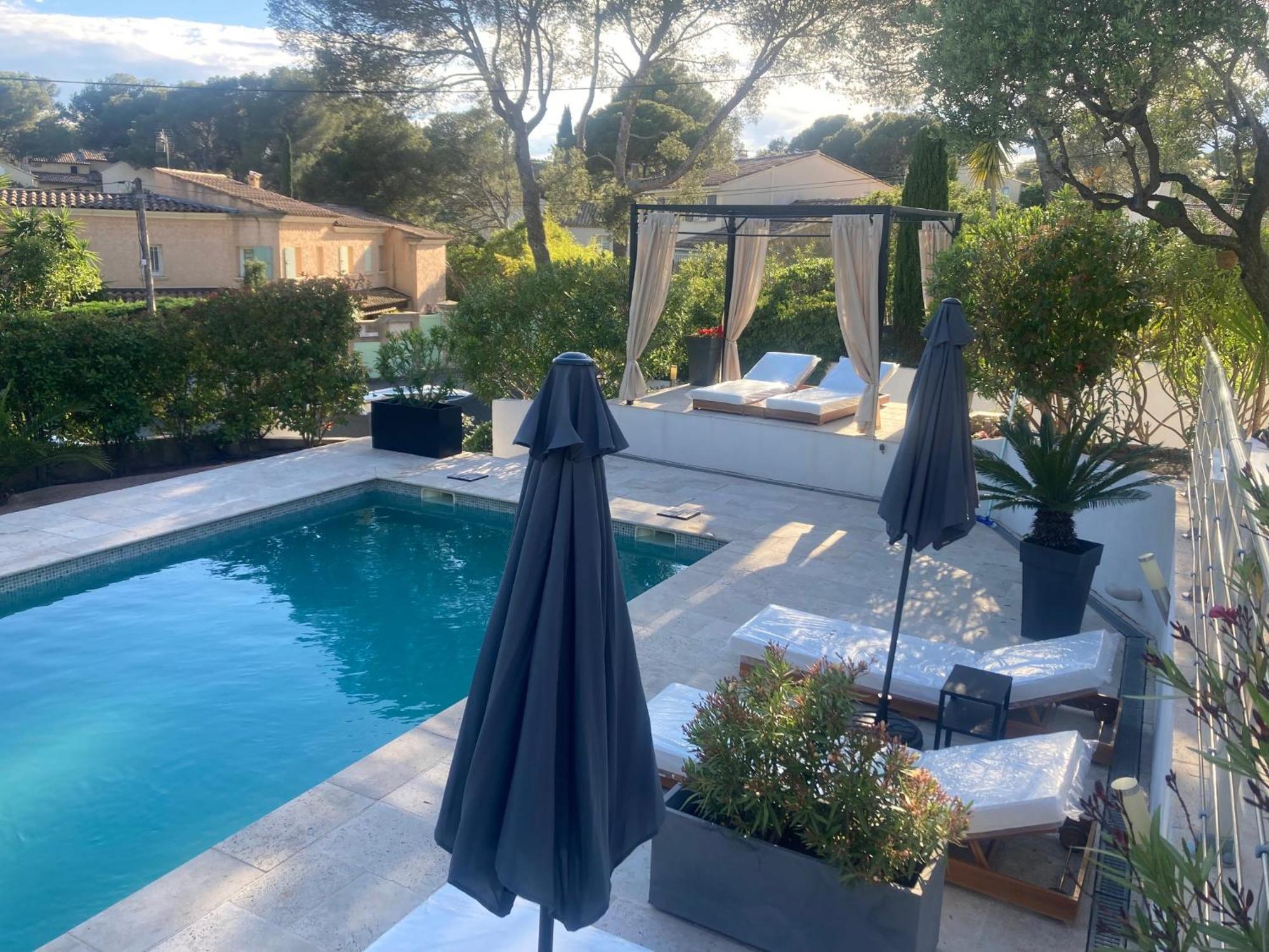 "Les Alizes" Cote Jardin Proche Bord De Mer Saint-Raphaël Kültér fotó
